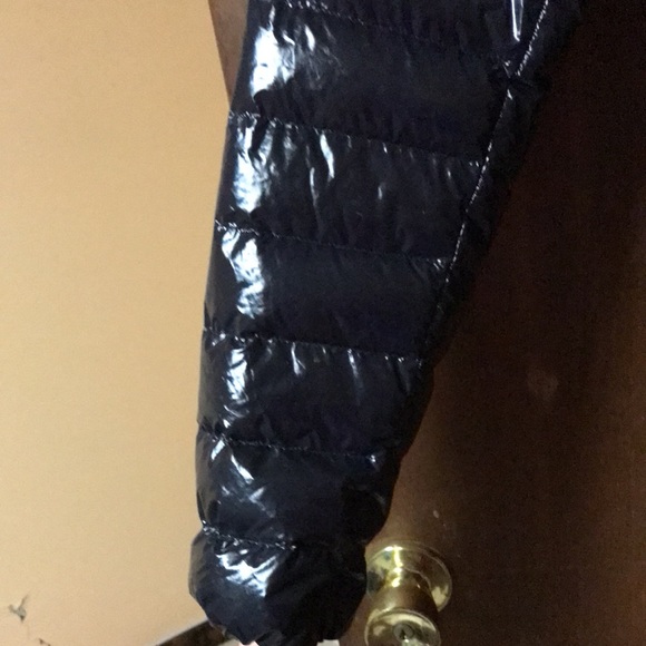 “CALVIN KLEIN PREMIUM DOWN COAT” IN “LIKE NEW” CONDITION‼️ - Picture 3 of 8